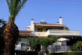 Lazy Cat Holiday House, Nea Iraklitsa